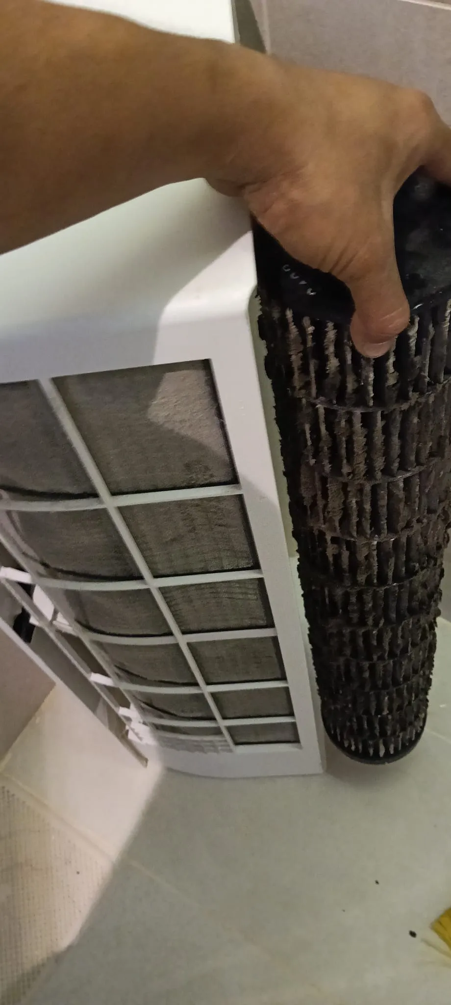 Aircon Servicing in Katong - before servicing - photo 1